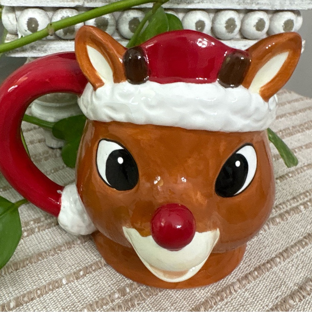 Rudolph The Red Nosed Reindeer 3-D Ceramic Christmas Mug Cup 14oz New w Tag